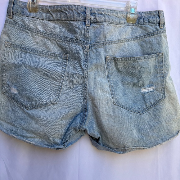 American Eagle Outfitters Distressed Denim Shorts, Size 10 - Picture 6 of 6